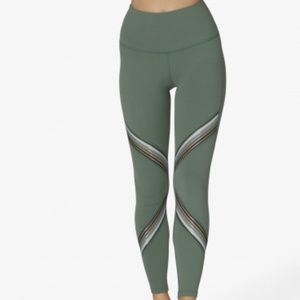Beyond Yoga Get Your Filament Legging